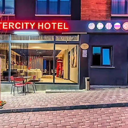 Intercity Airport 3*